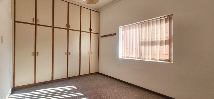 2 Bedroom Property for Sale in Bredasdorp Western Cape